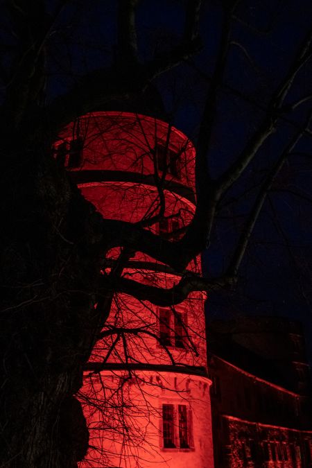 Die illuminierte Wewelsburg von Lina Loos.